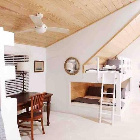 Liz Lane Cottage- Entire Guesthouse 查尔斯顿 外观 照片