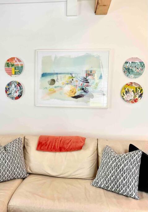 Liz Lane Cottage- Entire Guesthouse 查尔斯顿 外观 照片